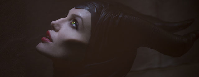 תמונה ראשונה של אנג'לינה ג'ולי בתפקיד המכשפה הרעה מ"היפהפיה הנרדמת"